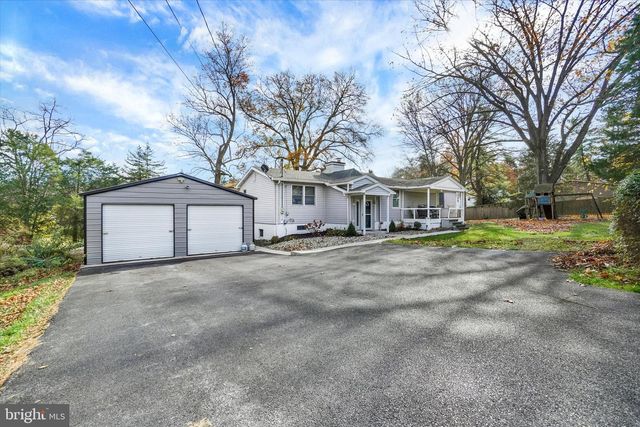 35 KLINE AVE, Manchester, PA 17345