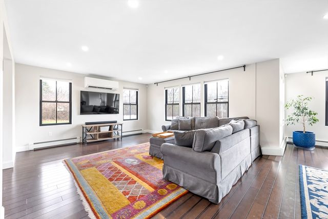 36 Fisher Road, Southborough, MA 01772