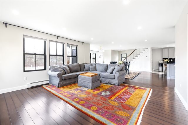 36 Fisher Road, Southborough, MA 01772