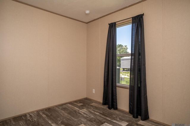 18789 Aydell Ln, French Settlement, LA 70733