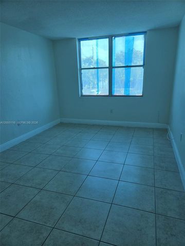 1800 Sans Souci Blvd 217, North Miami, FL 33181