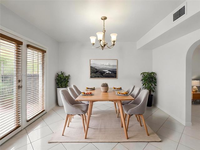 951 E 18th Street, Hialeah, FL 33013