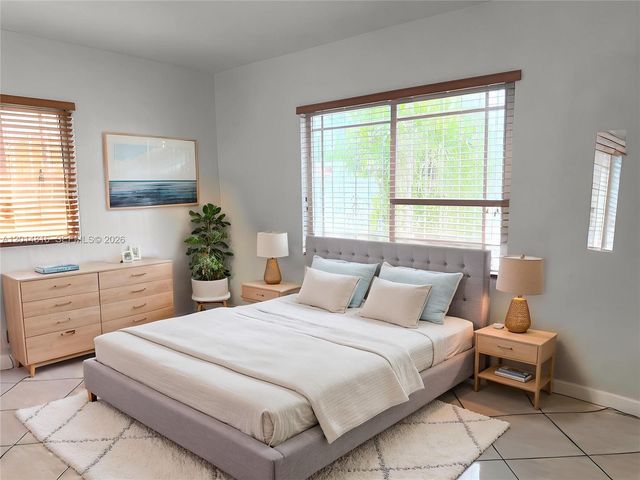 951 E 18th Street, Hialeah, FL 33013