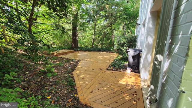 3476 MARTHA CUSTIS DR, Alexandria, VA 22302