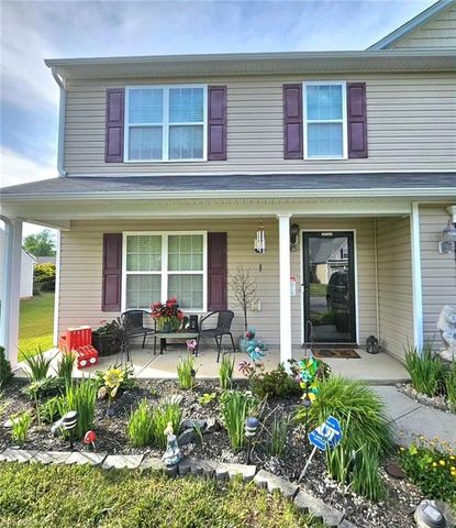 4555 Ramseur Drive, Winston-salem, NC 27101