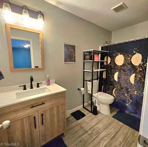 4555 Ramseur Drive, Winston-salem, NC 27101