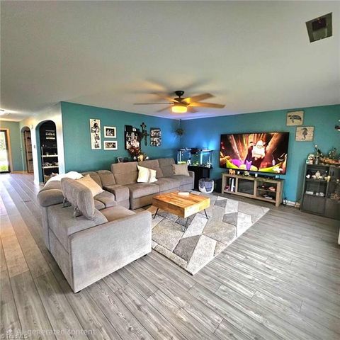4555 Ramseur Drive, Winston-salem, NC 27101