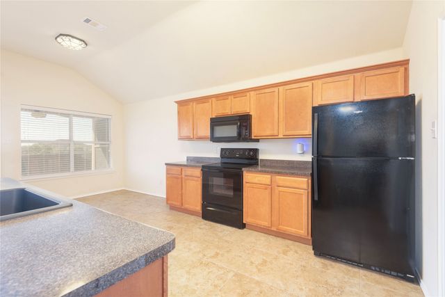 1105 Antoinette Drive, Princeton, TX 75407