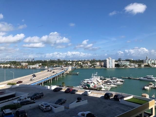 7601 E Treasure Dr 915, North Bay Village, FL 33141