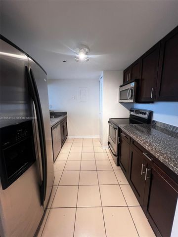 7601 E Treasure Dr 915, North Bay Village, FL 33141