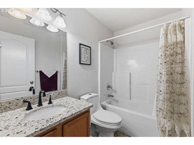 1967 Nw PENNY Ln, Mc Minnville, OR 97128