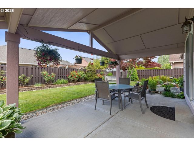 1967 Nw PENNY Ln, Mc Minnville, OR 97128