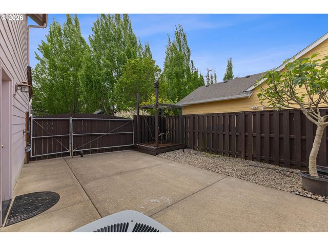 1967 Nw PENNY Ln, Mc Minnville, OR 97128