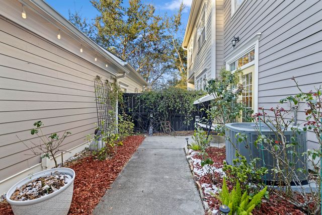 1772 Tennyson Row, Mount Pleasant, SC 29466