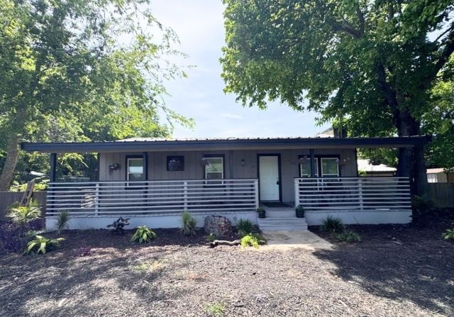 1101 Redoak Drive, West Tawakoni, TX 75474
