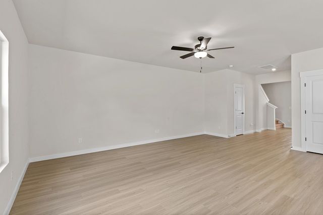 1237 Crested Iris Street, Moore, SC 29369