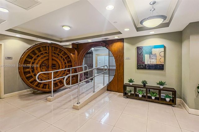 111 E Flagler St 708, Miami, FL 33131