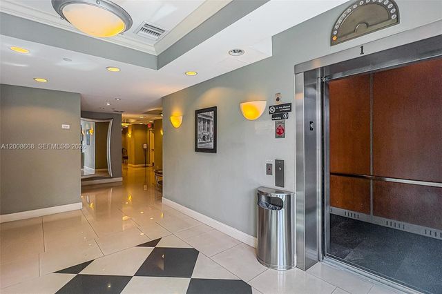 111 E Flagler St 708, Miami, FL 33131