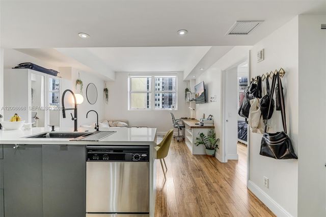 111 E Flagler St 708, Miami, FL 33131