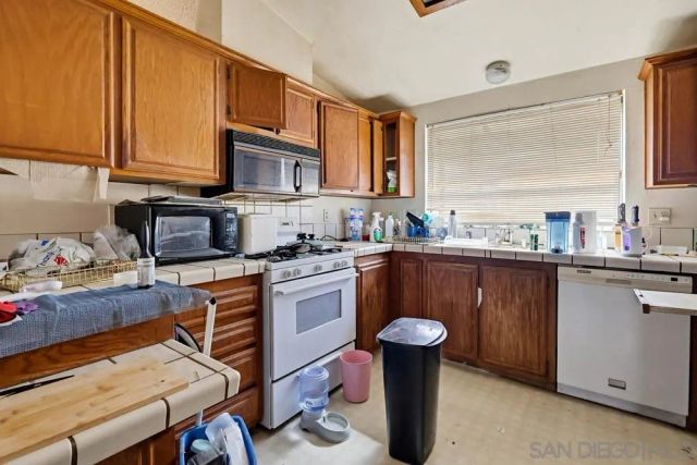 13691 Gavina 609, Sylmar, CA 91342