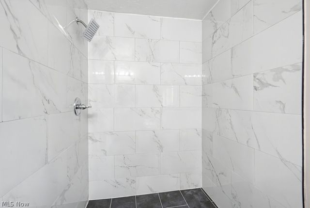 17930 Chagrin Boulevard, Shaker Heights, OH 44122