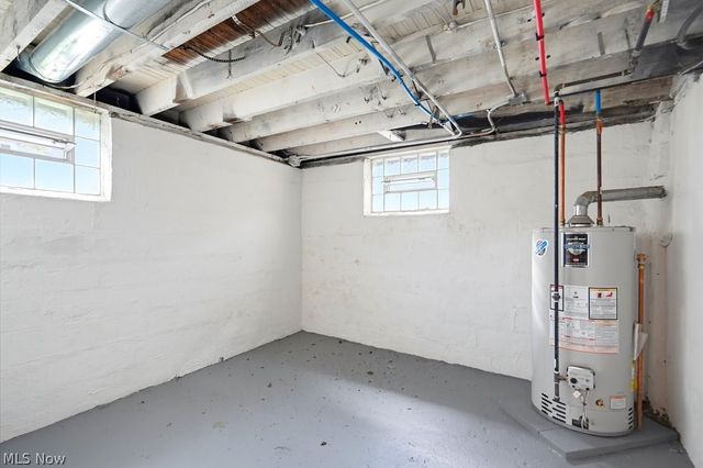 17930 Chagrin Boulevard, Shaker Heights, OH 44122