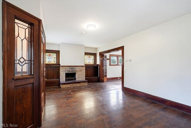17930 Chagrin Boulevard, Shaker Heights, OH 44122