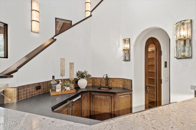 9820 E THOMPSON PEAK Parkway 648, Scottsdale, AZ 85255