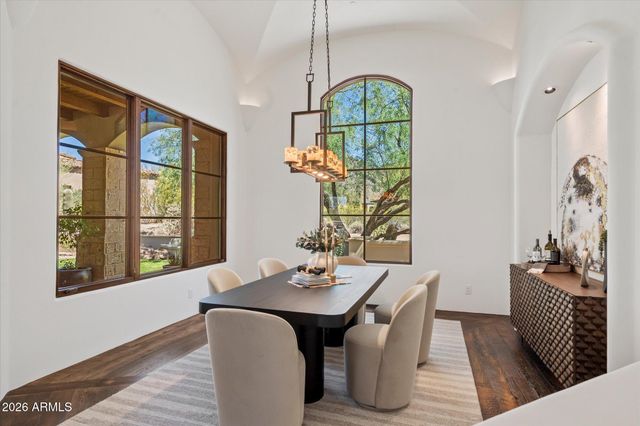 9820 E THOMPSON PEAK Parkway 648, Scottsdale, AZ 85255