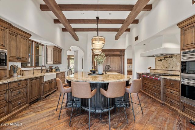 9820 E THOMPSON PEAK Parkway 648, Scottsdale, AZ 85255