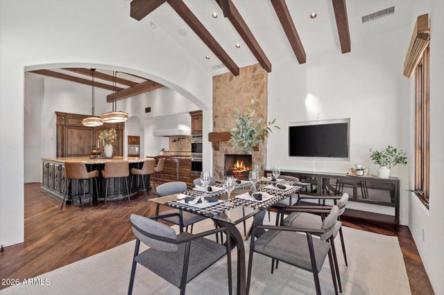 9820 E THOMPSON PEAK Parkway 648, Scottsdale, AZ 85255