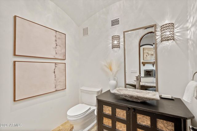 9820 E THOMPSON PEAK Parkway 648, Scottsdale, AZ 85255