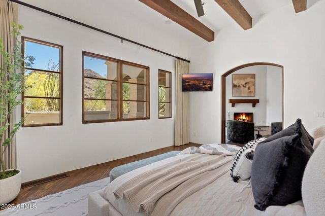 9820 E THOMPSON PEAK Parkway 648, Scottsdale, AZ 85255