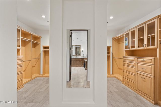 9820 E THOMPSON PEAK Parkway 648, Scottsdale, AZ 85255