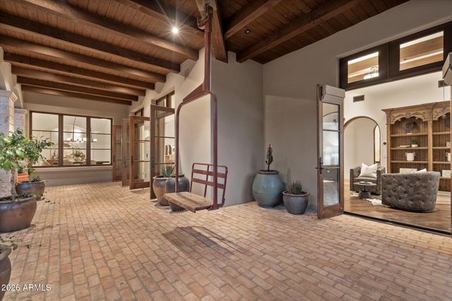 9820 E THOMPSON PEAK Parkway 648, Scottsdale, AZ 85255