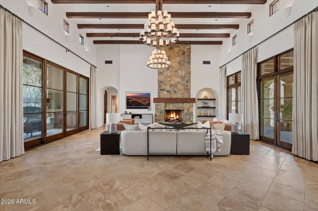 9820 E THOMPSON PEAK Parkway 648, Scottsdale, AZ 85255