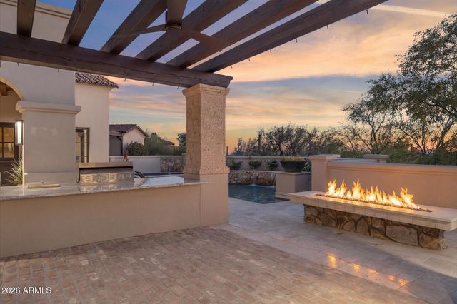 9820 E THOMPSON PEAK Parkway 648, Scottsdale, AZ 85255