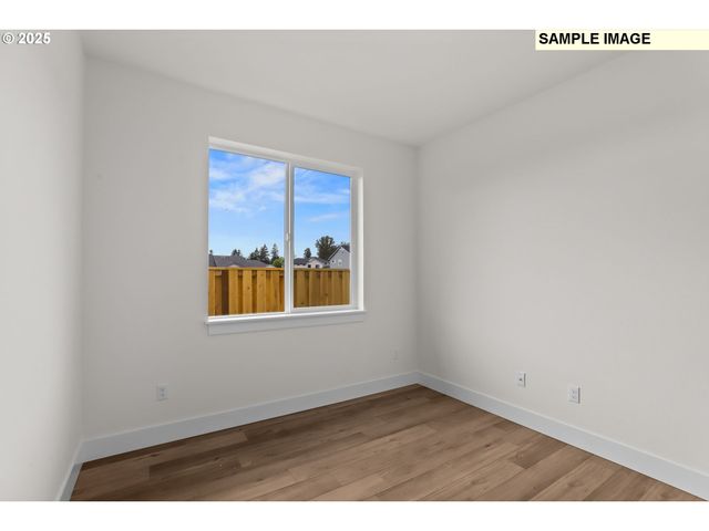 2243 E OTTER Loop 58, La Center, WA 98629