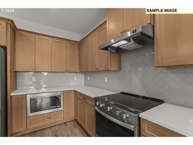 2243 E OTTER Loop 58, La Center, WA 98629