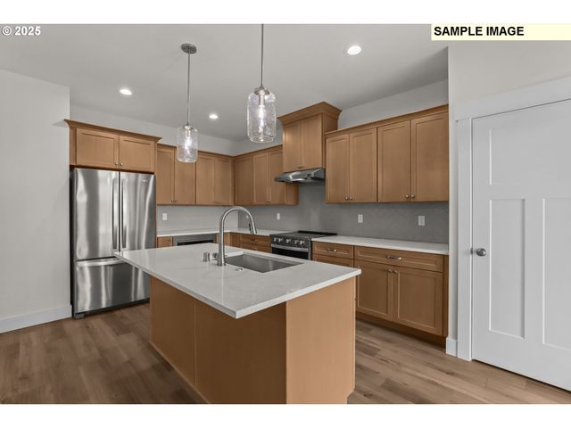 2243 E OTTER Loop 58, La Center, WA 98629