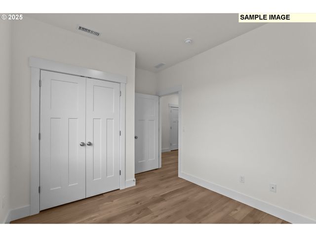 2243 E OTTER Loop 58, La Center, WA 98629