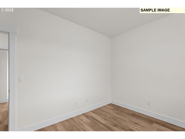 2243 E OTTER Loop 58, La Center, WA 98629