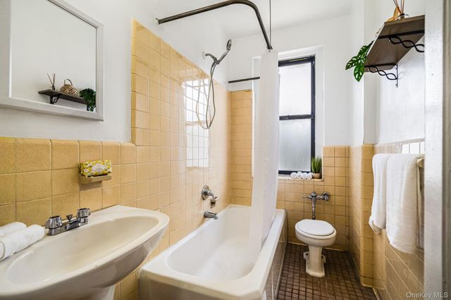 3017 Riverdale Avenue 3C, Bronx, NY 10463