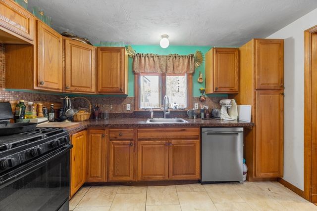 24 Widow Coombs Walk, Sandwich, MA 02563