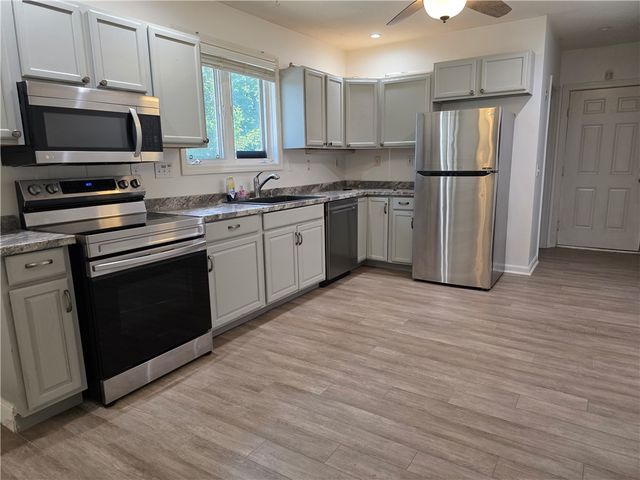 2 Chapel Lane, Lincoln, RI 02865