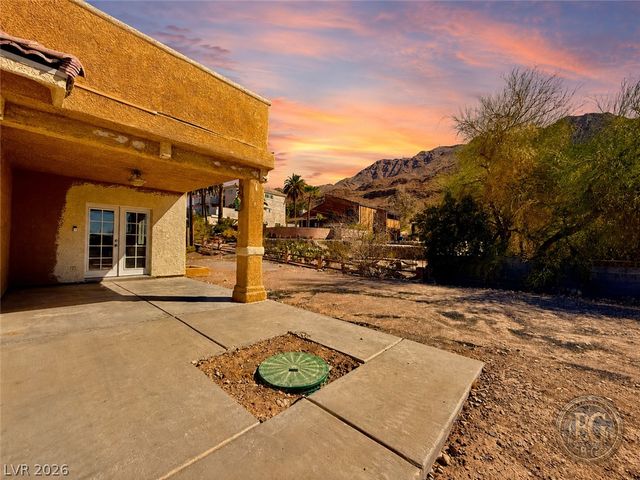 764 Benedict Drive, Las Vegas, NV 89110