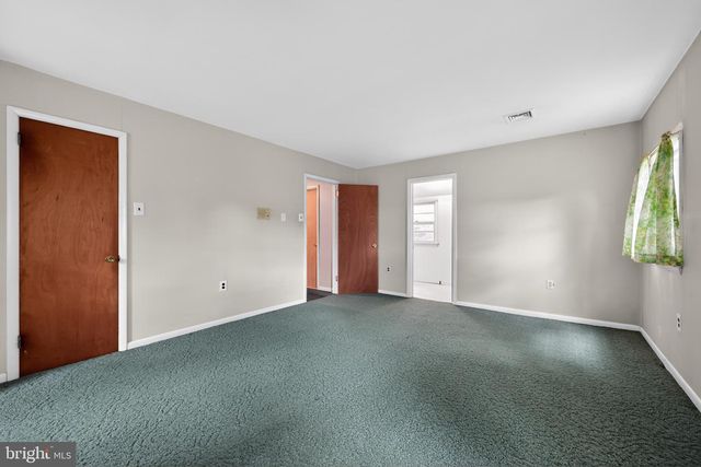 581 PORCHTOWN RD, Pittsgrove, NJ 08318