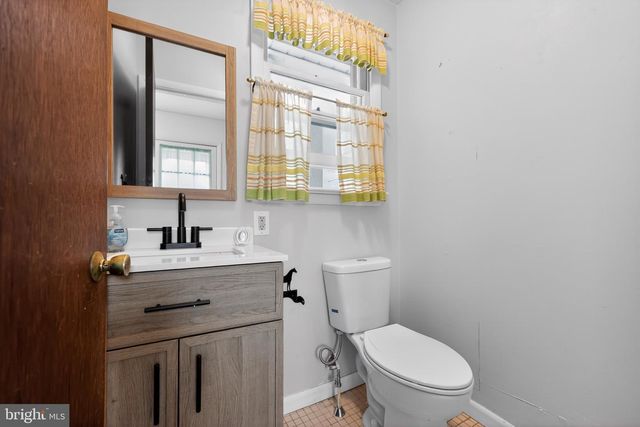 581 PORCHTOWN RD, Pittsgrove, NJ 08318