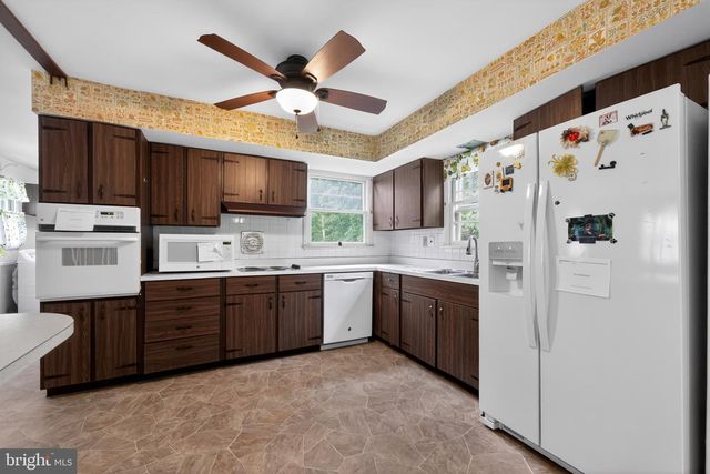 581 PORCHTOWN RD, Pittsgrove, NJ 08318