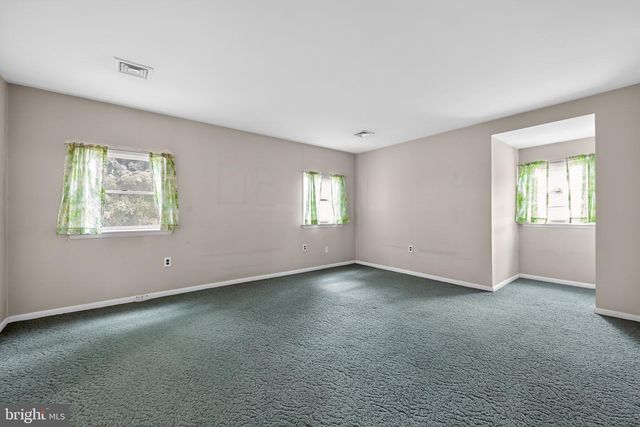 581 PORCHTOWN RD, Pittsgrove, NJ 08318